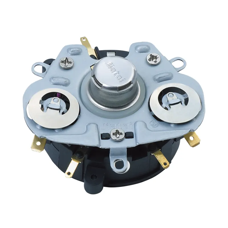 Pumper vand indvendigt ud termostat